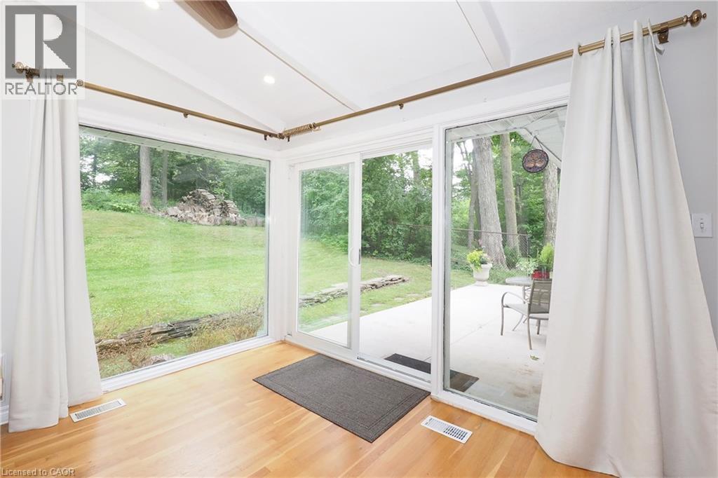 181 Lincoln Road, Waterloo, ON - Indoor Photo Showing Other Room