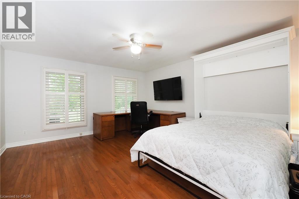 181 Lincoln Road, Waterloo, ON - Indoor Photo Showing Bedroom