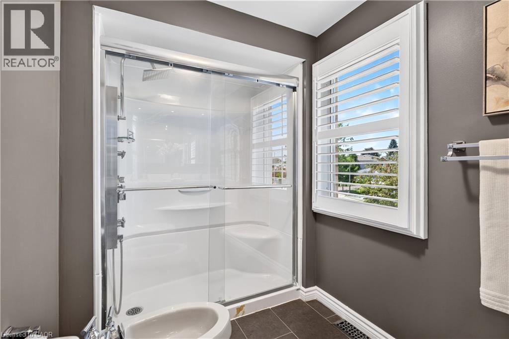 3631 Cherrington Crescent, Mississauga, ON - Indoor Photo Showing Bathroom