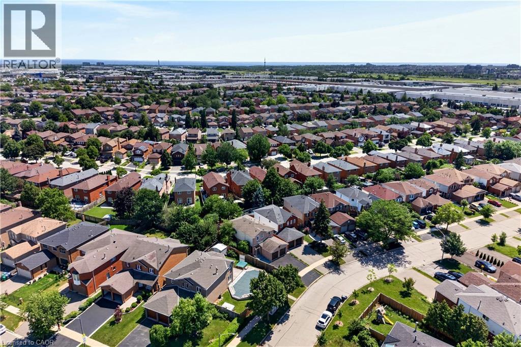 3631 Cherrington Crescent, Mississauga, ON - Outdoor With View