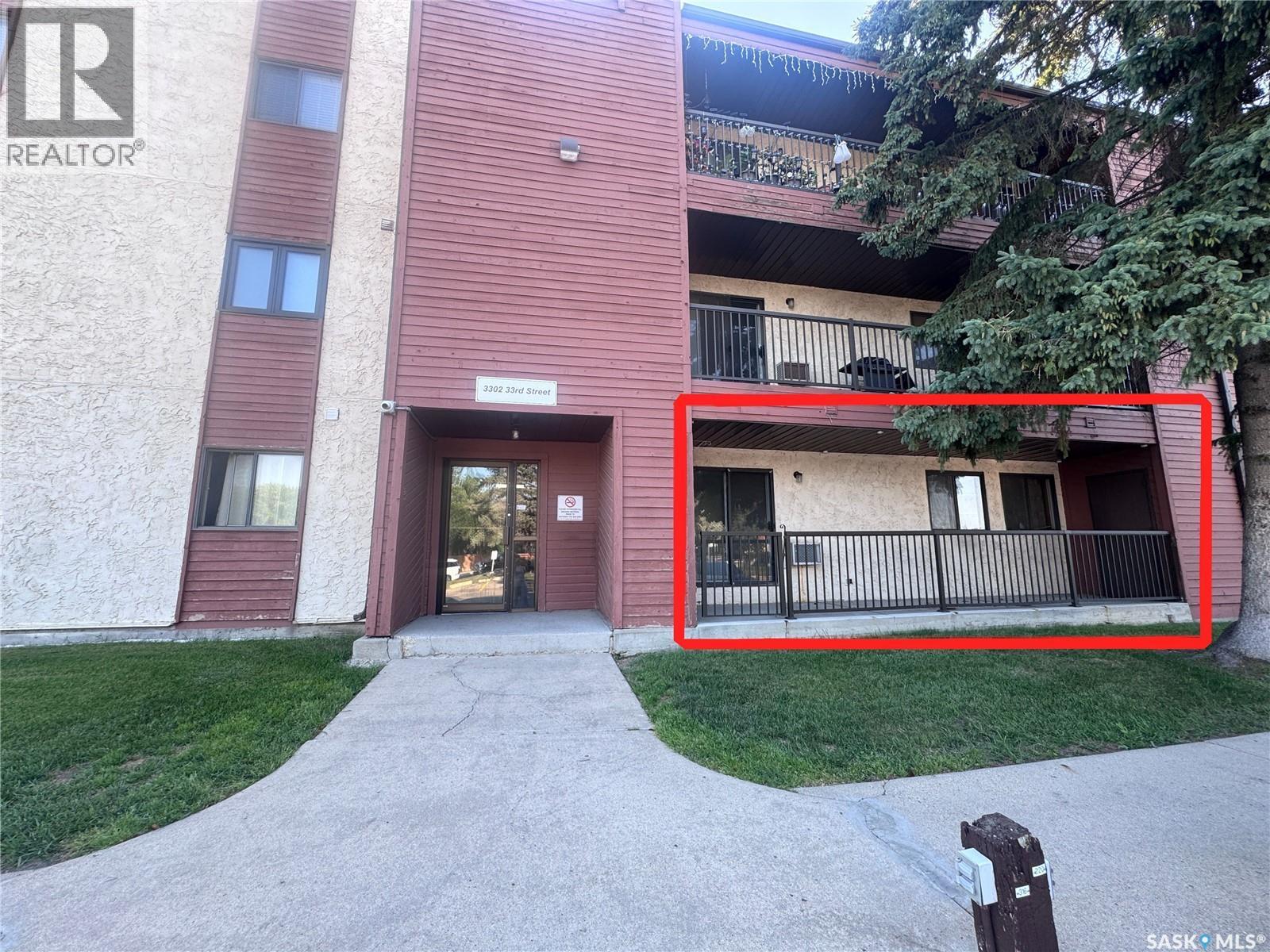 118 3302 33Rd Street W, Saskatoon, SK - Outdoor With Balcony