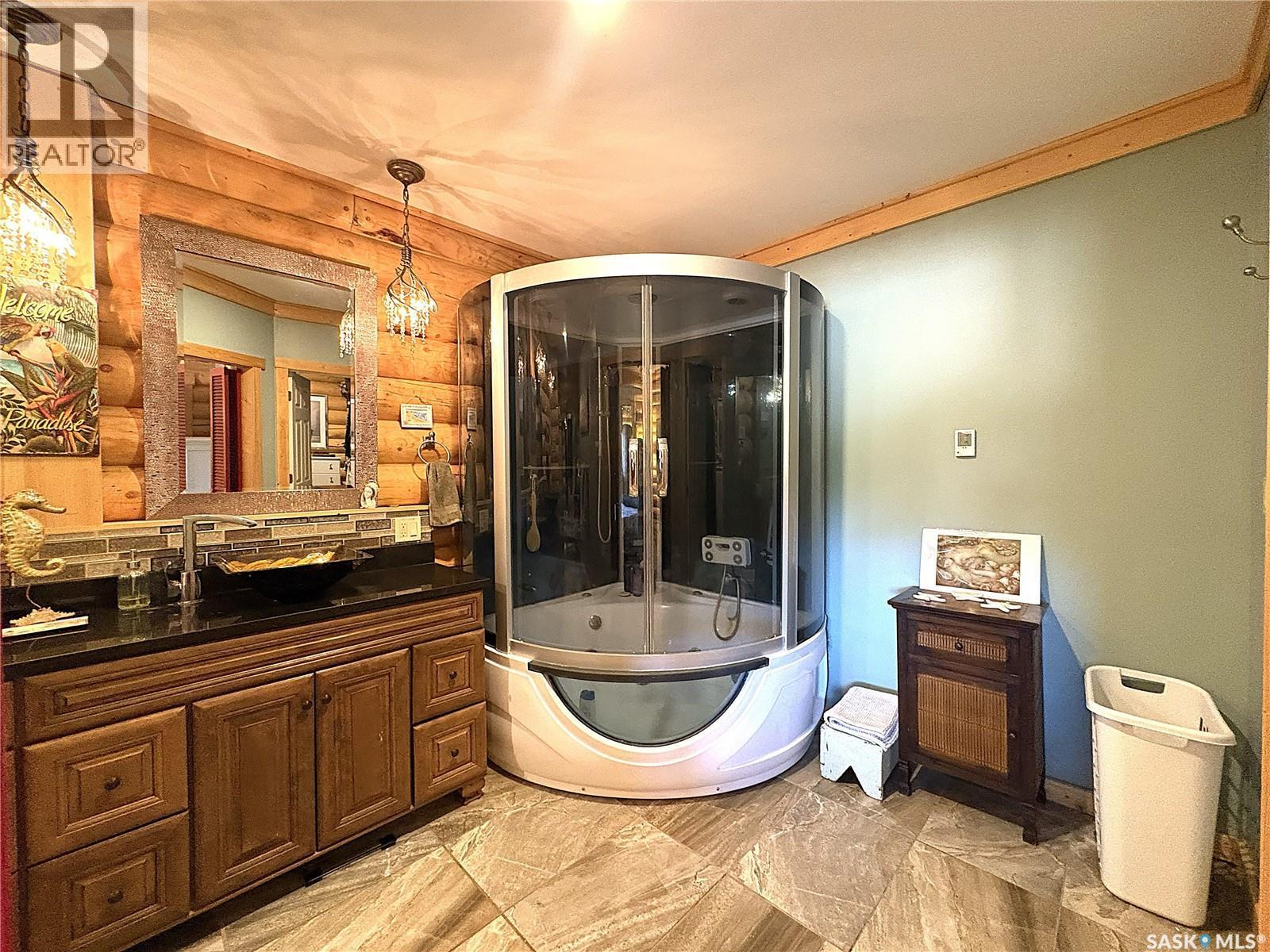 Canada Goose Lodge, Bayne Rm No. 371, SK - Indoor Photo Showing Bathroom