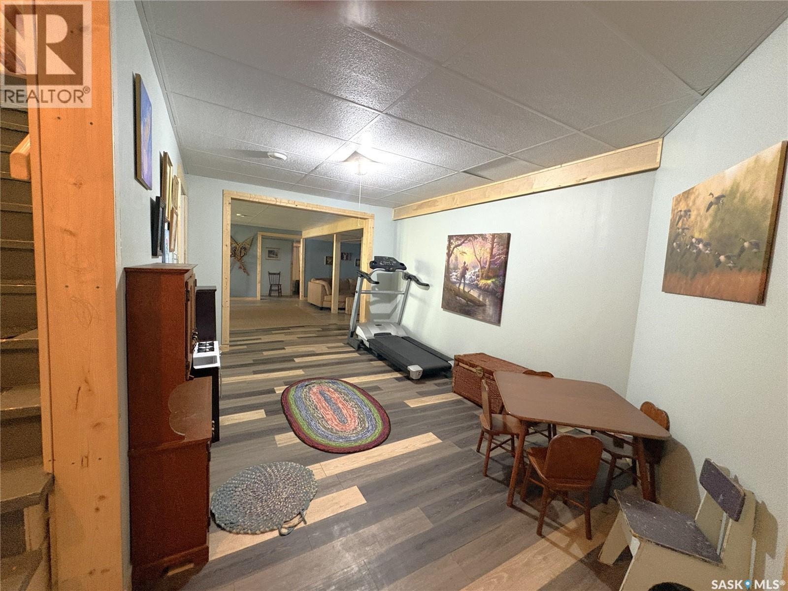 Canada Goose Lodge, Bayne Rm No. 371, SK - Indoor