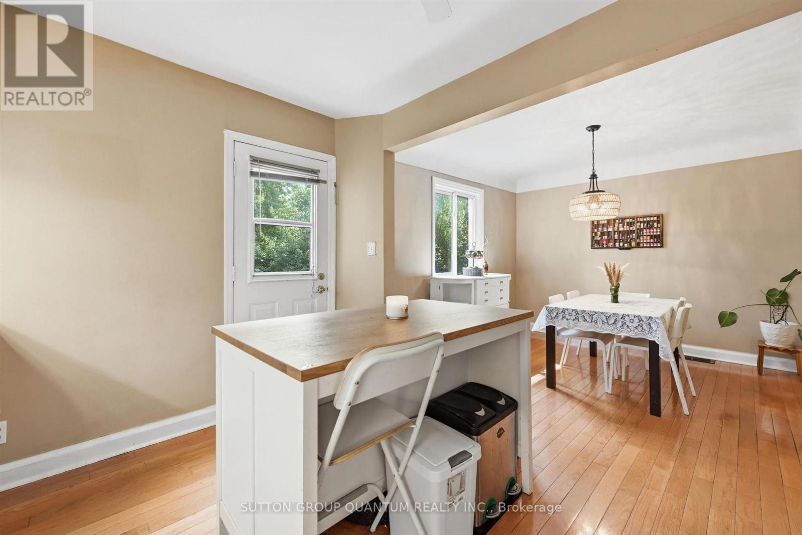 151 East 16Th Street, Hamilton, ON - Indoor