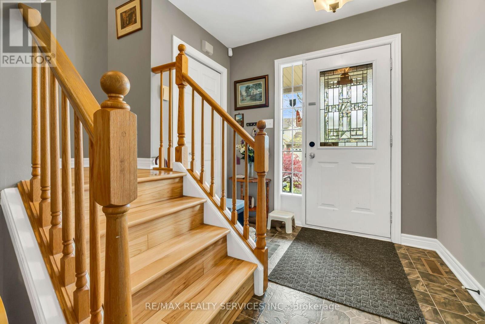 752 North Leaksdale Circle, London South, ON - Indoor Photo Showing Other Room