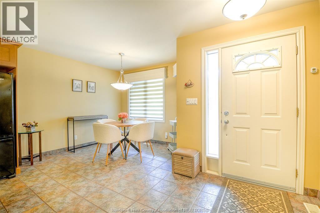 81 Crosswinds, Kingsville, ON - Indoor