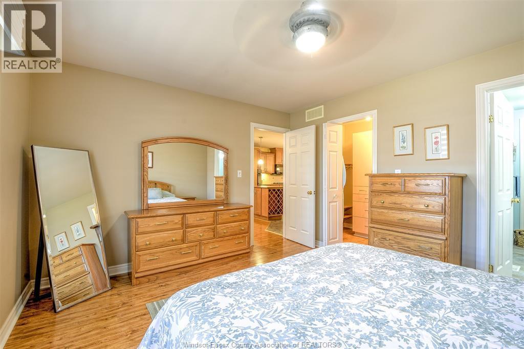 81 Crosswinds, Kingsville, ON - Indoor Photo Showing Bedroom