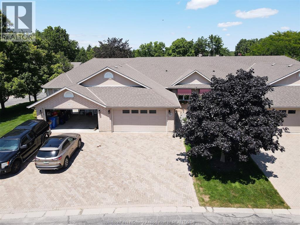 81 Crosswinds, Kingsville, ON - Outdoor