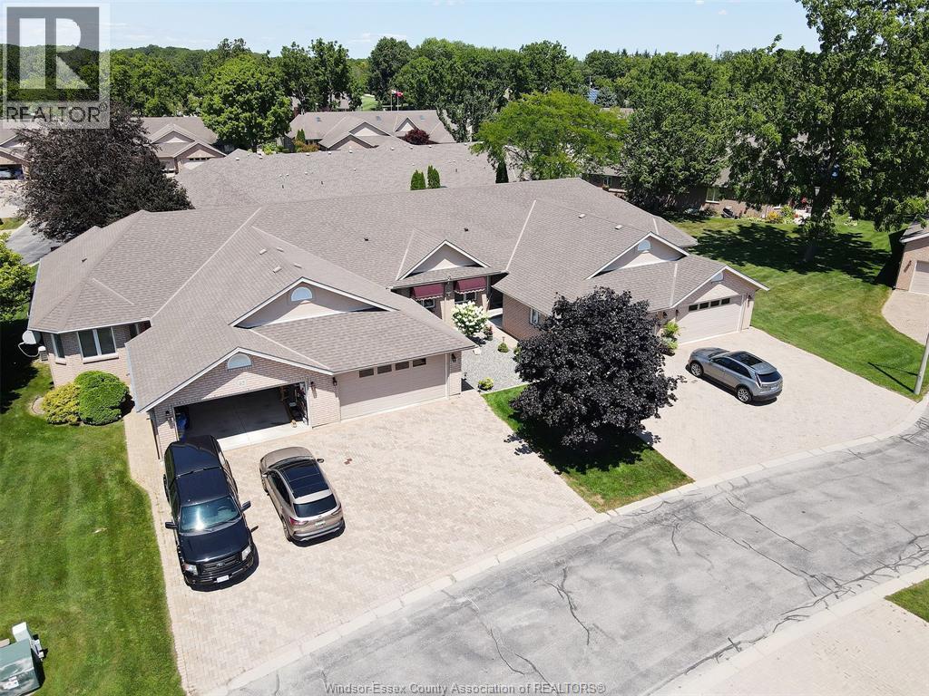 81 Crosswinds, Kingsville, ON - Outdoor