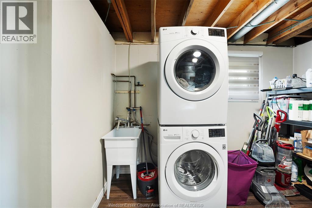 347 St. Peter Street, Belle River, ON - Indoor Photo Showing Laundry Room