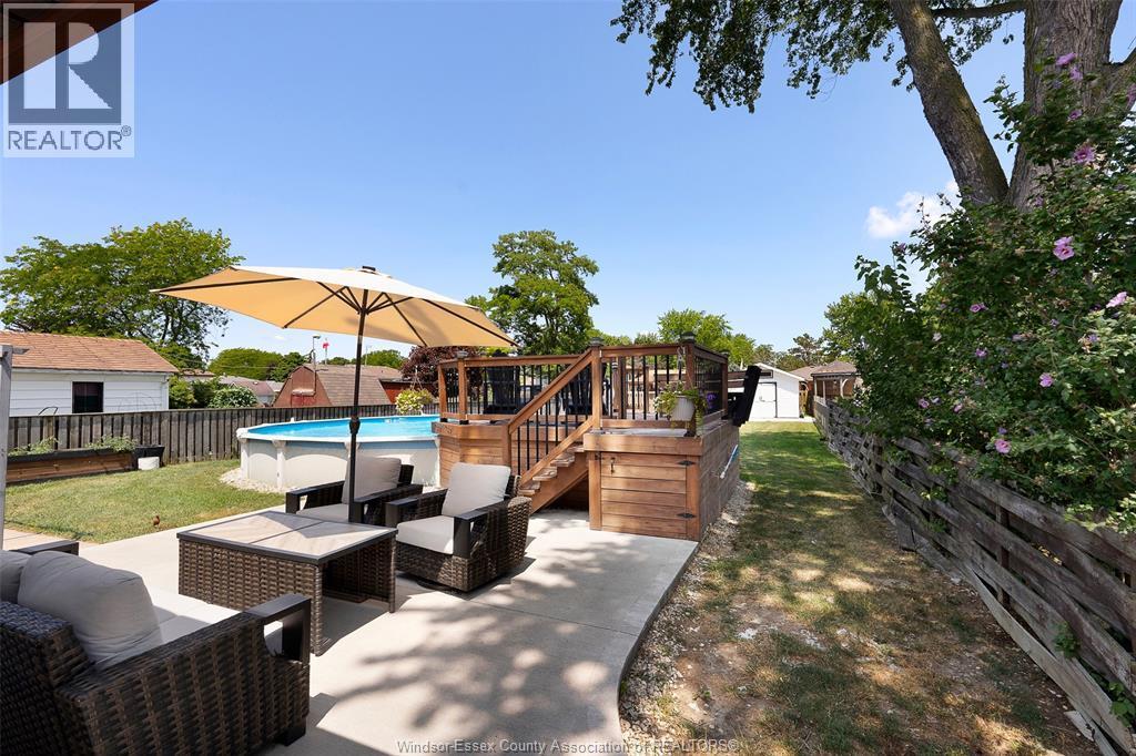 347 St. Peter Street, Belle River, ON - Outdoor With Above Ground Pool