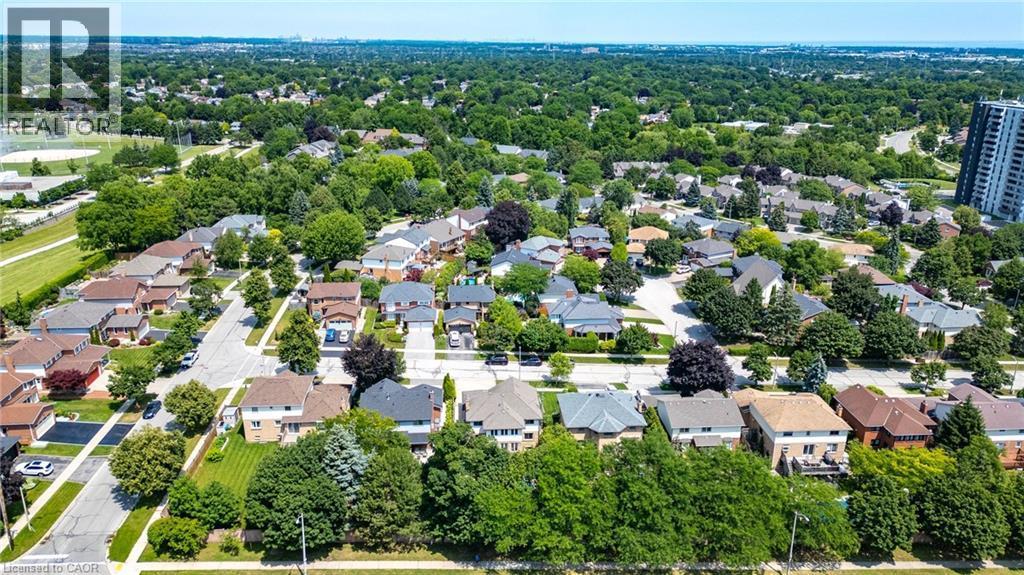 Residential neighborhood featuring tree-lined streets and detached homes - 2188 Bader Crescent, Burlington, ON - Outdoor With View