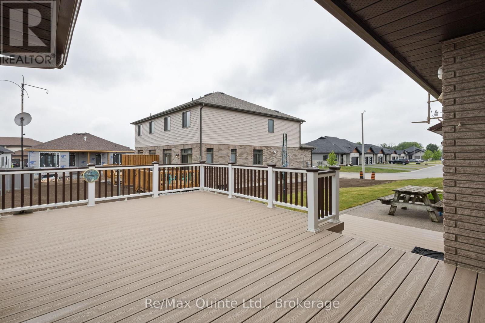 366 Farnham Road, Belleville (Thurlow Ward), ON - Outdoor With Deck Patio Veranda With Exterior