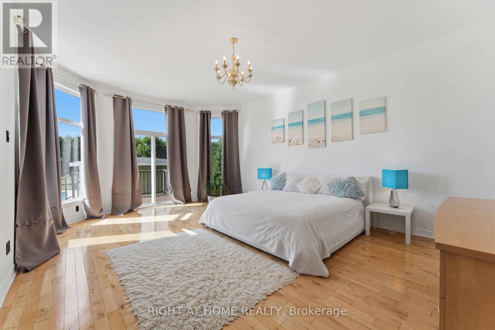 1607 Landel Drive, Ottawa, ON - Indoor Photo Showing Bedroom