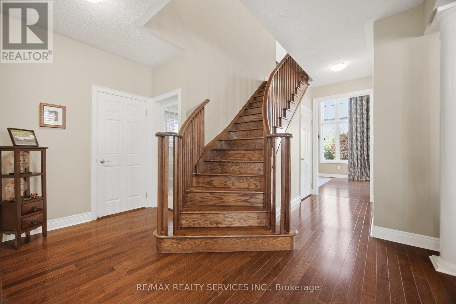49 Learmont Avenue, Caledon, ON - Indoor Photo Showing Other Room