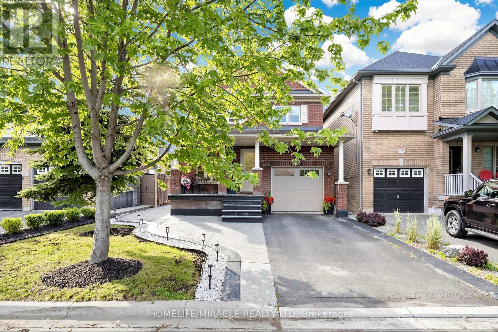 159 Weston Drive, Milton, ON - Outdoor With Facade