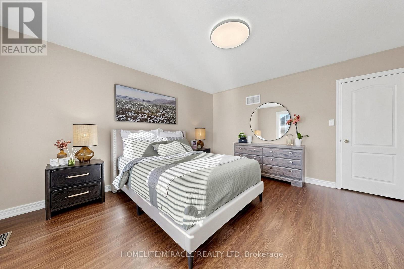 159 Weston Drive, Milton, ON - Indoor Photo Showing Bedroom