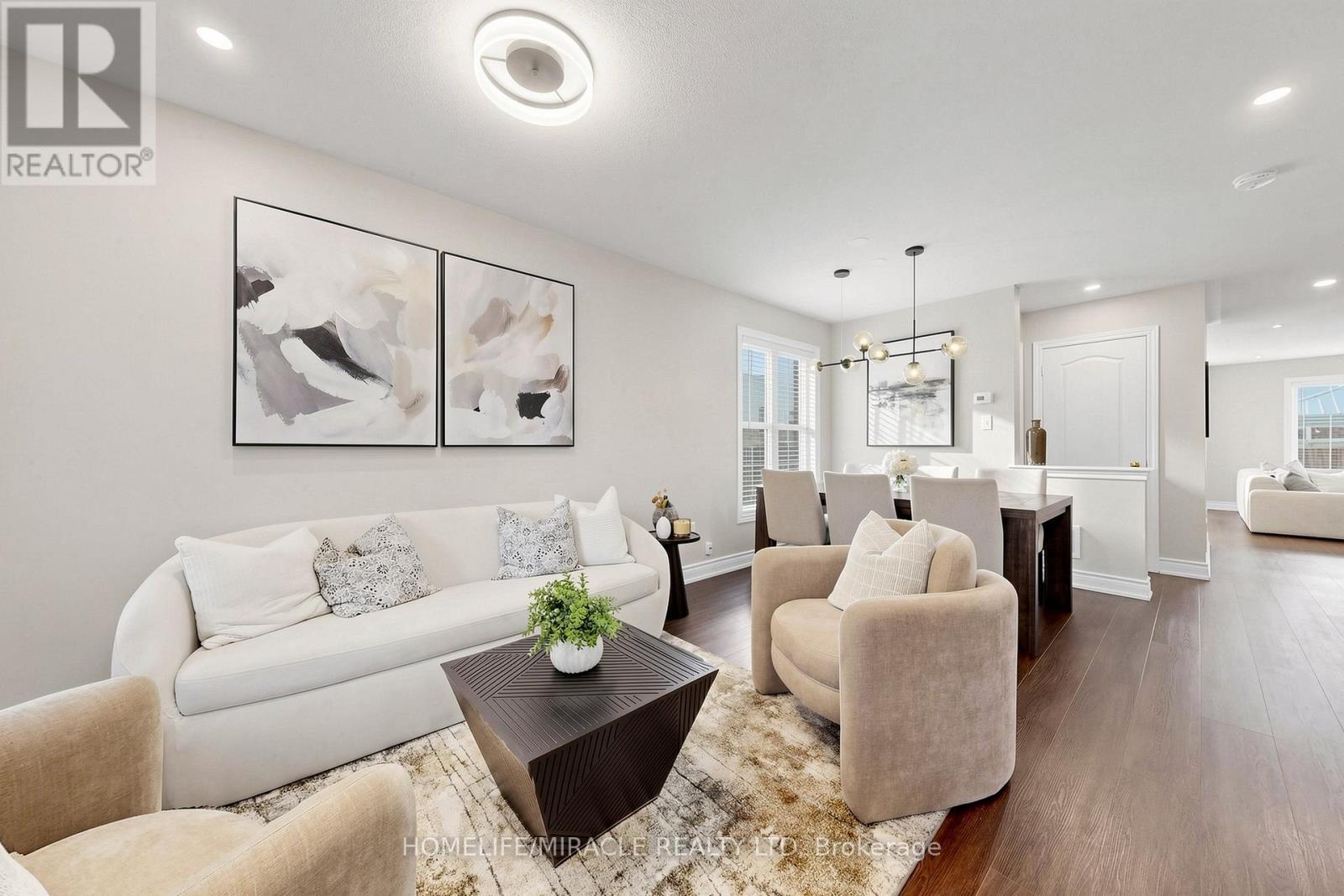 159 Weston Drive, Milton, ON - Indoor Photo Showing Living Room