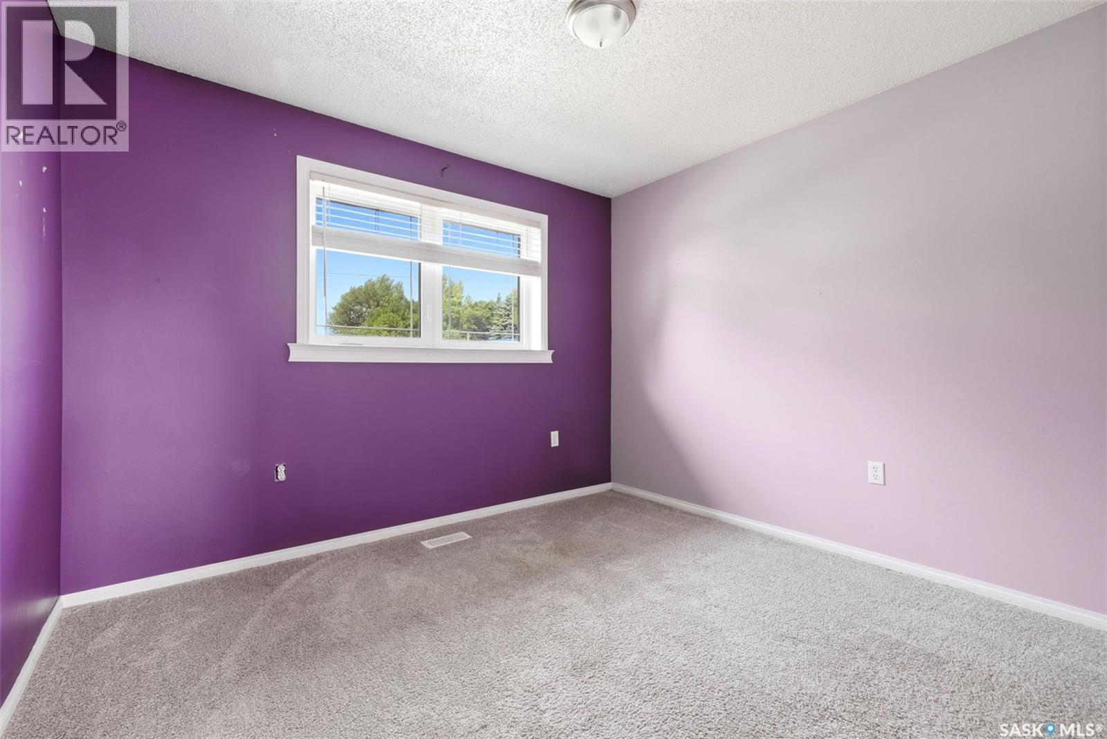 365 Second Street, Mclean, SK - Indoor Photo Showing Other Room