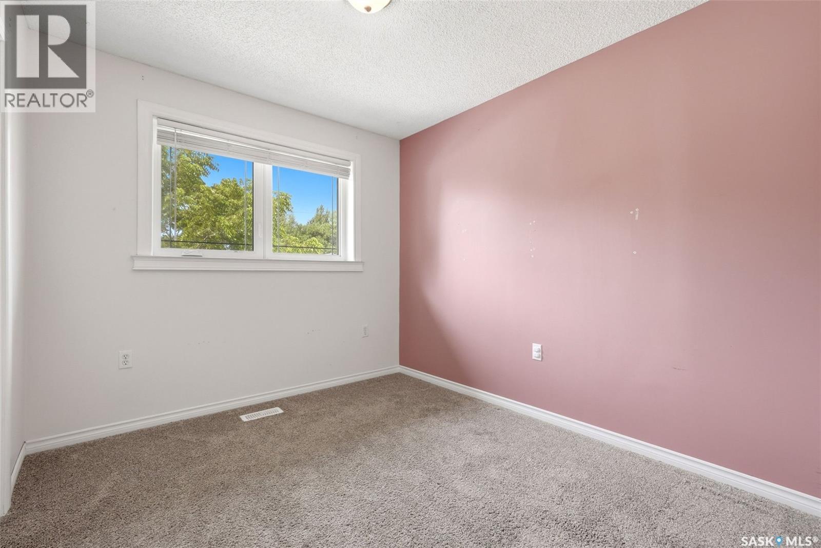 365 Second Street, Mclean, SK - Indoor Photo Showing Other Room