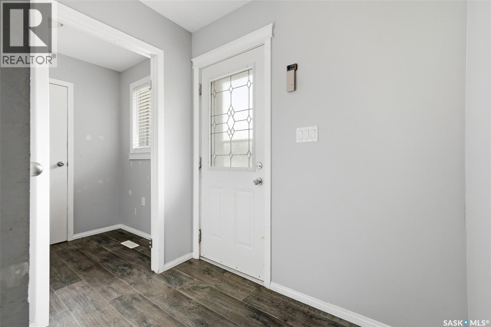 365 Second Street, Mclean, SK - Indoor Photo Showing Other Room