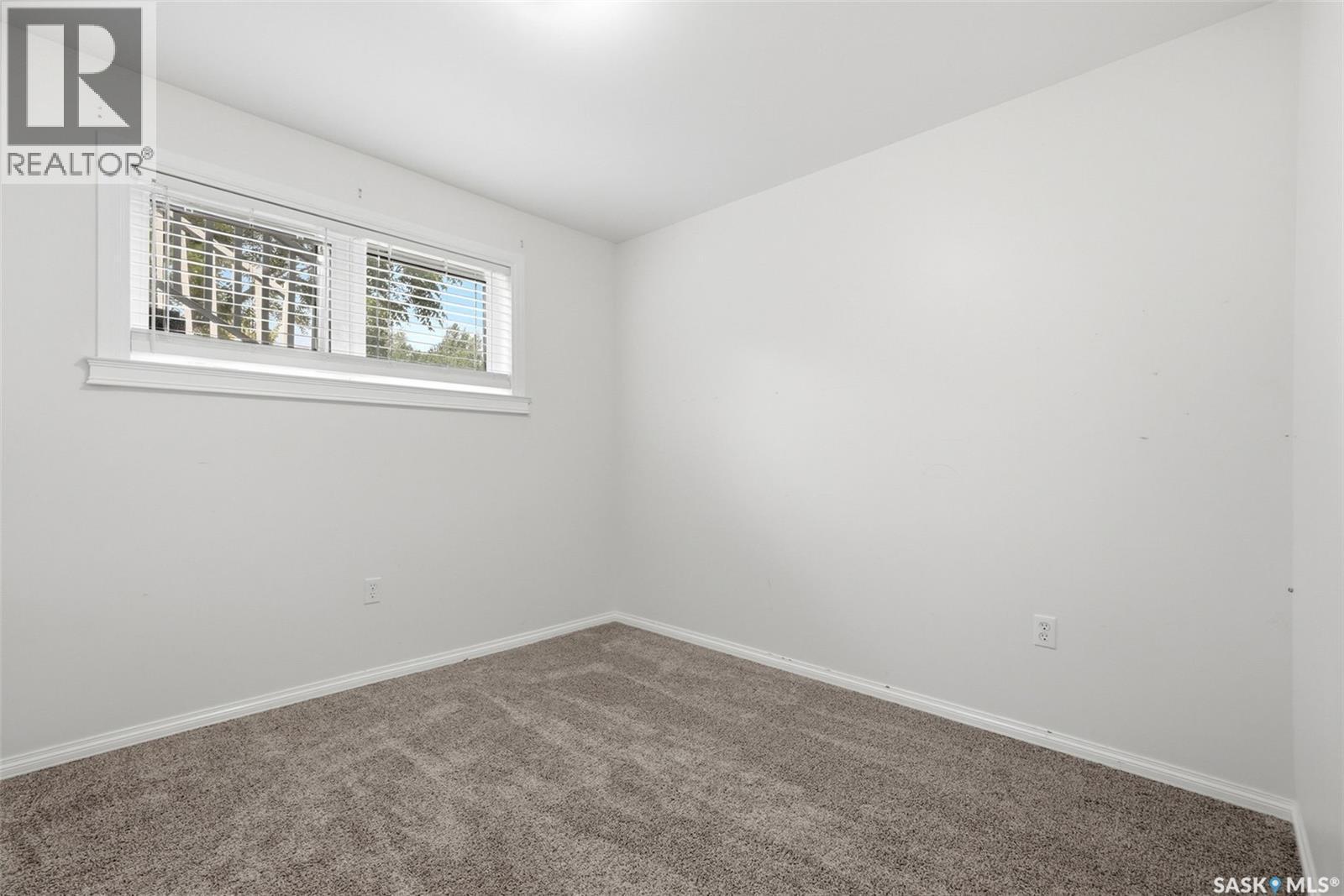 365 Second Street, Mclean, SK - Indoor Photo Showing Other Room