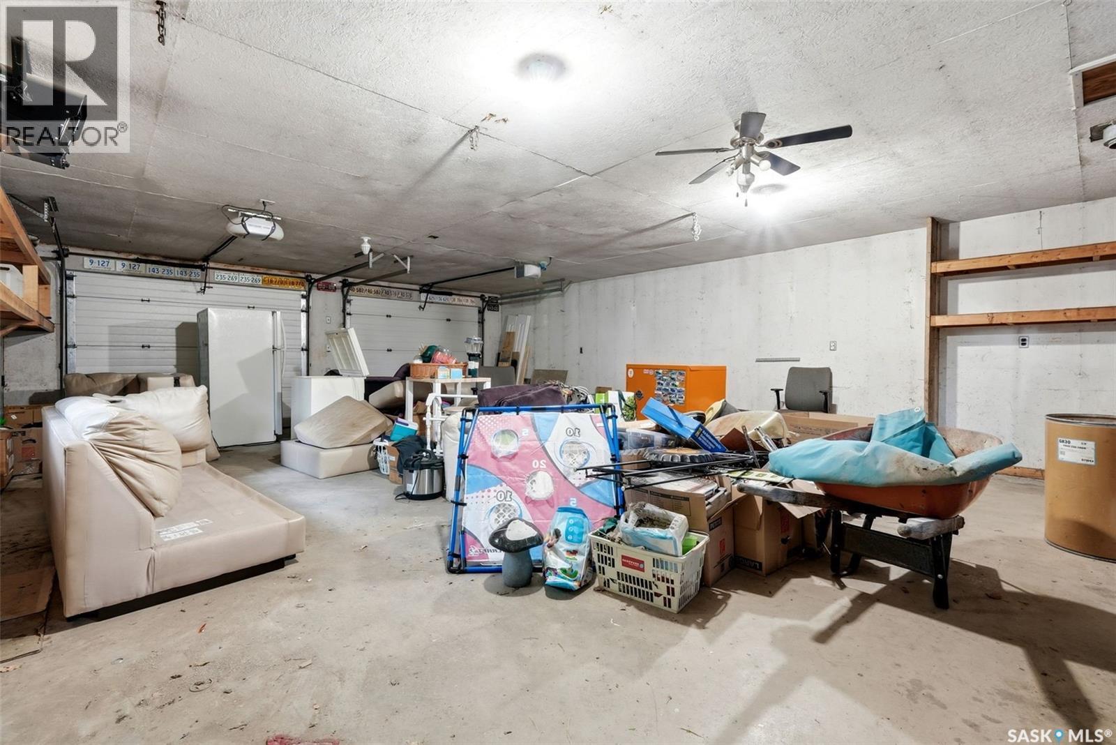365 Second Street, Mclean, SK - Indoor Photo Showing Garage