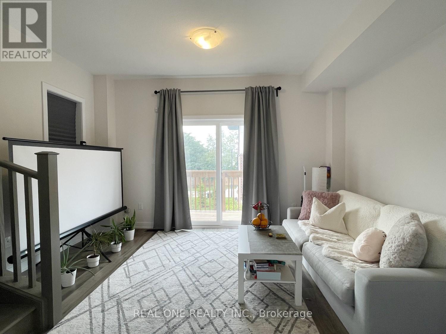 1 Markle Crescent, Hamilton, ON - Indoor