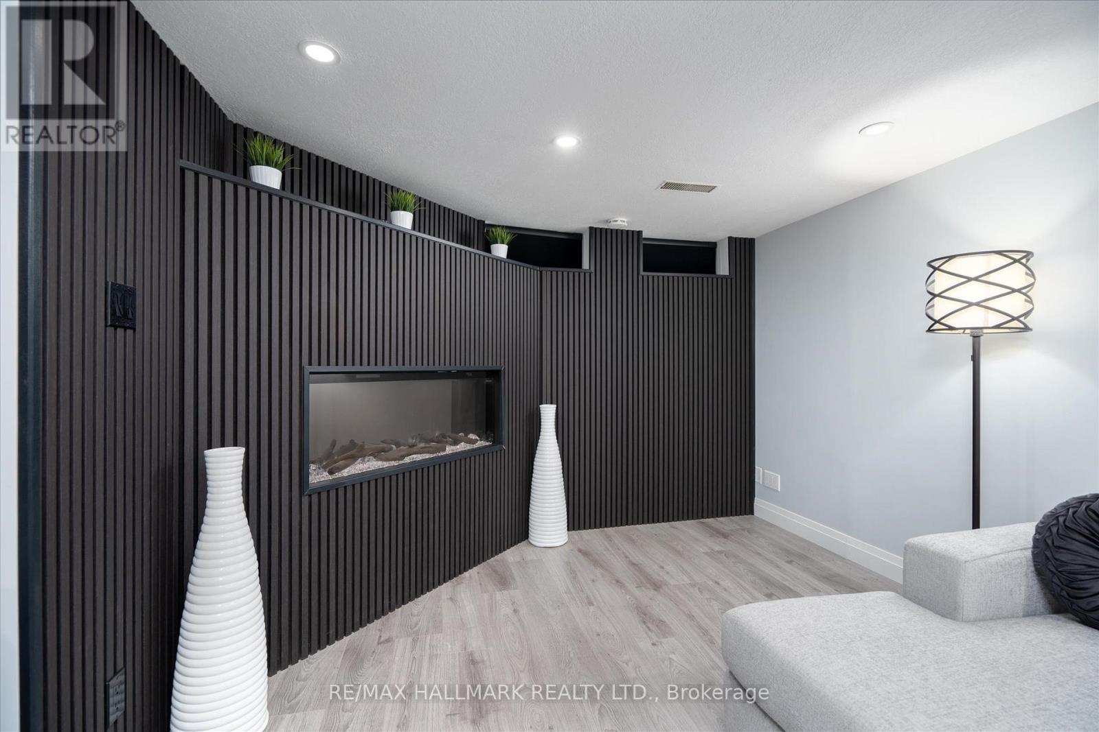 119 Charlotte Place, Kitchener, ON - Indoor