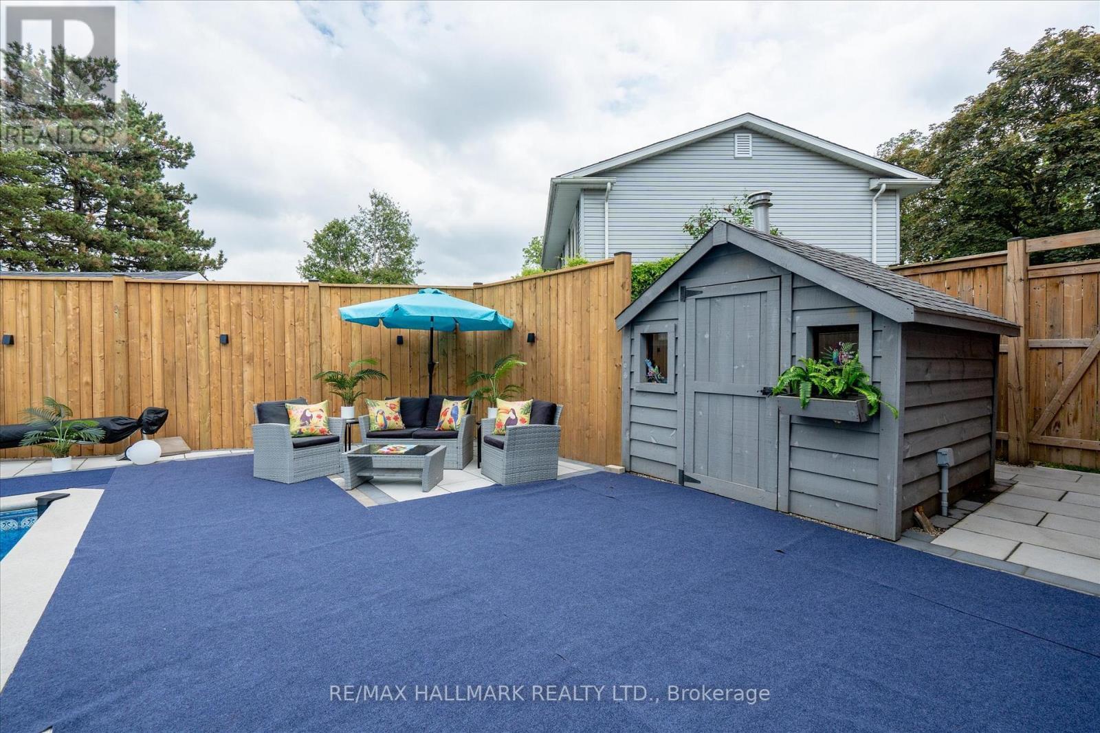 119 Charlotte Place, Kitchener, ON - Outdoor
