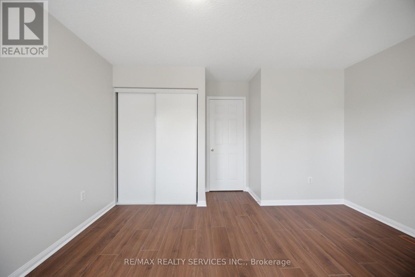 9 Ollie Avenue, Brampton, ON - Indoor Photo Showing Other Room