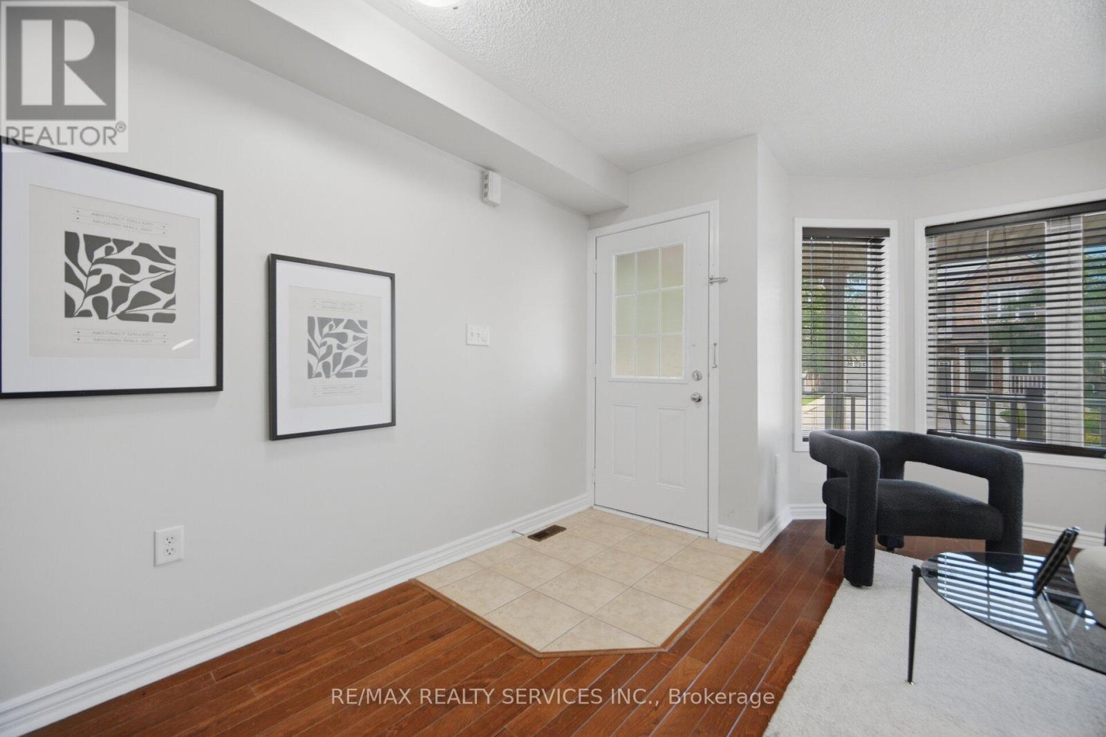9 Ollie Avenue, Brampton, ON - Indoor Photo Showing Other Room