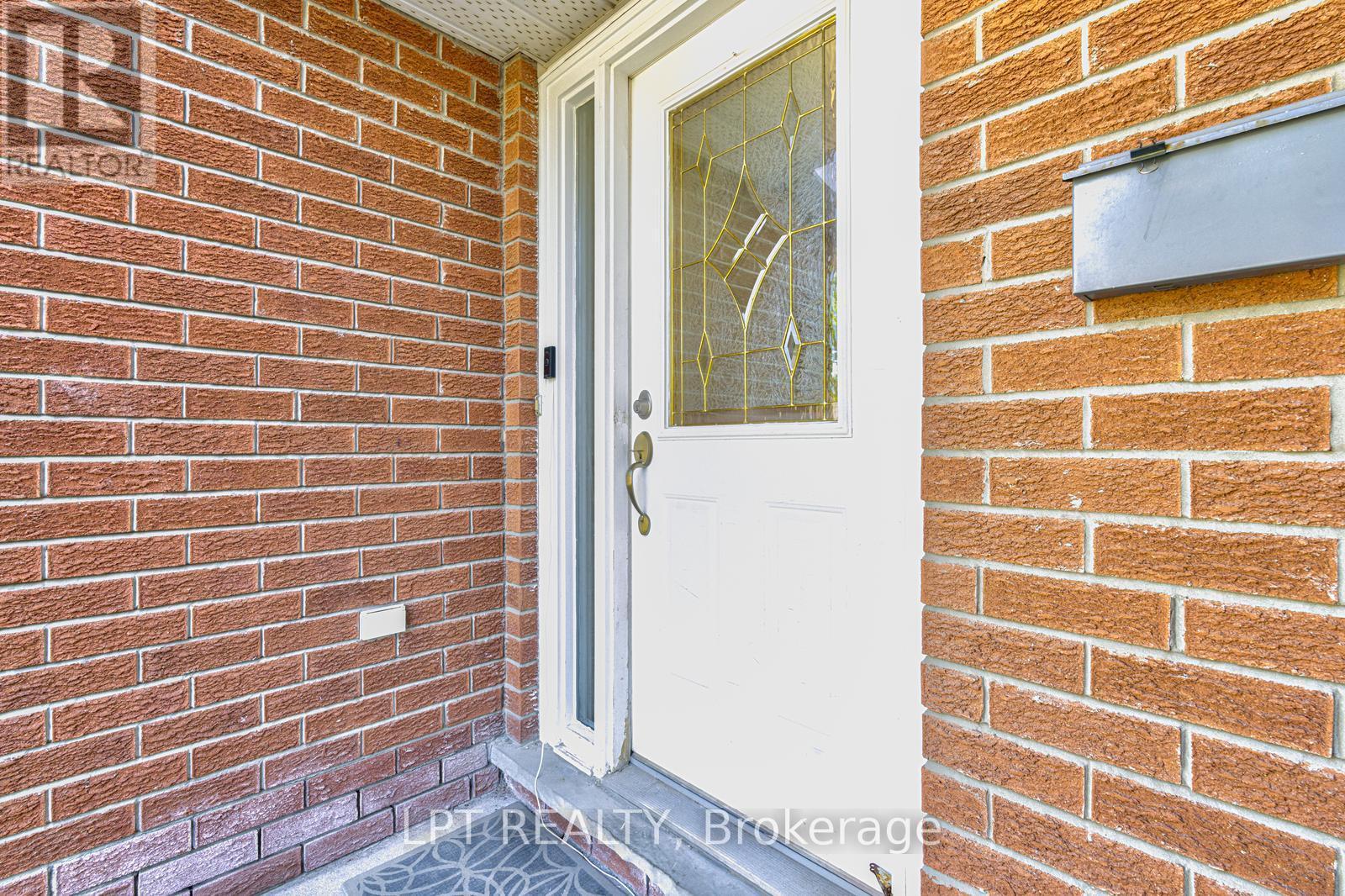 30 Dawson Road, Orangeville, ON - With Exterior