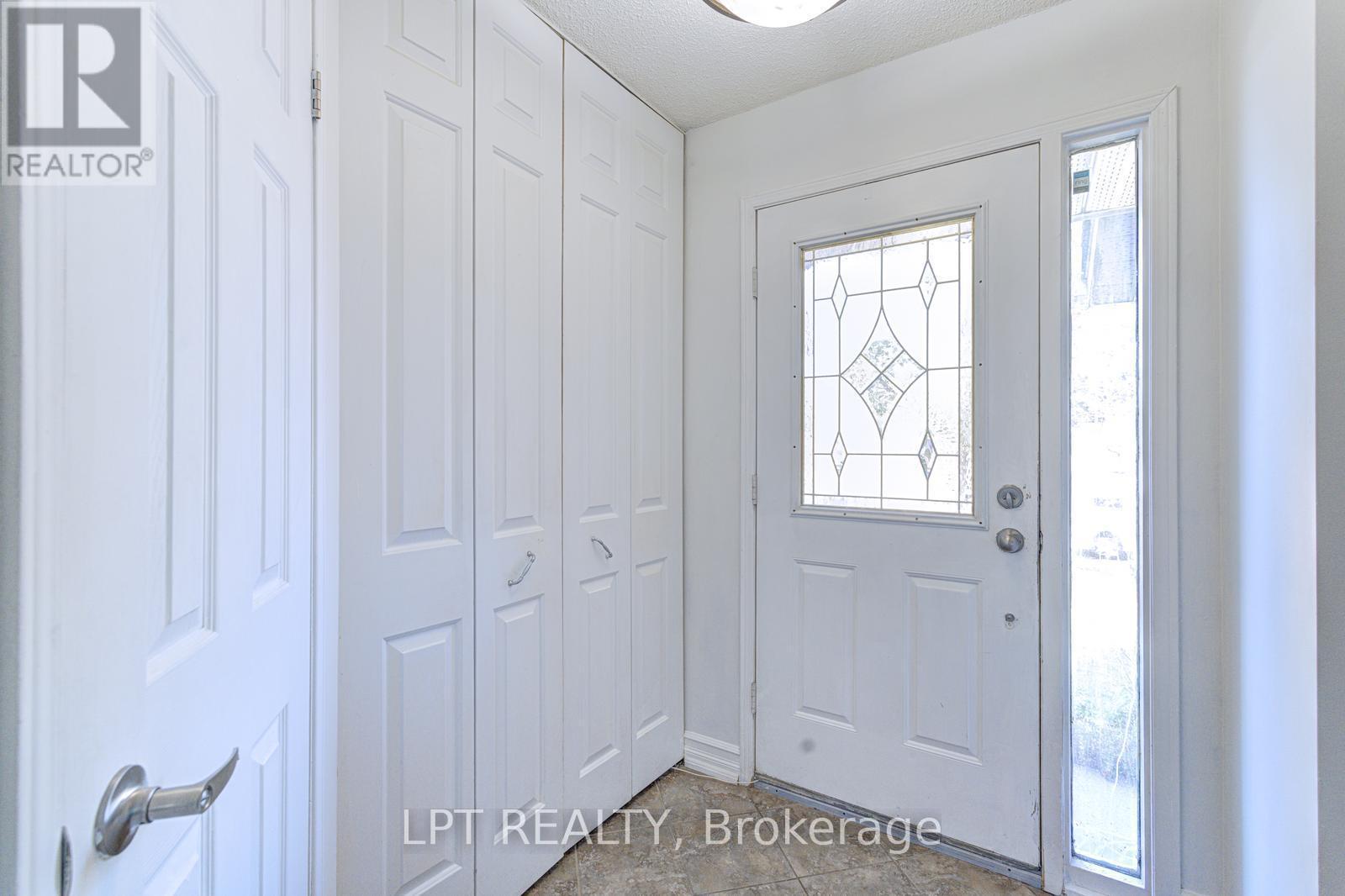 30 Dawson Road, Orangeville, ON - Indoor Photo Showing Other Room