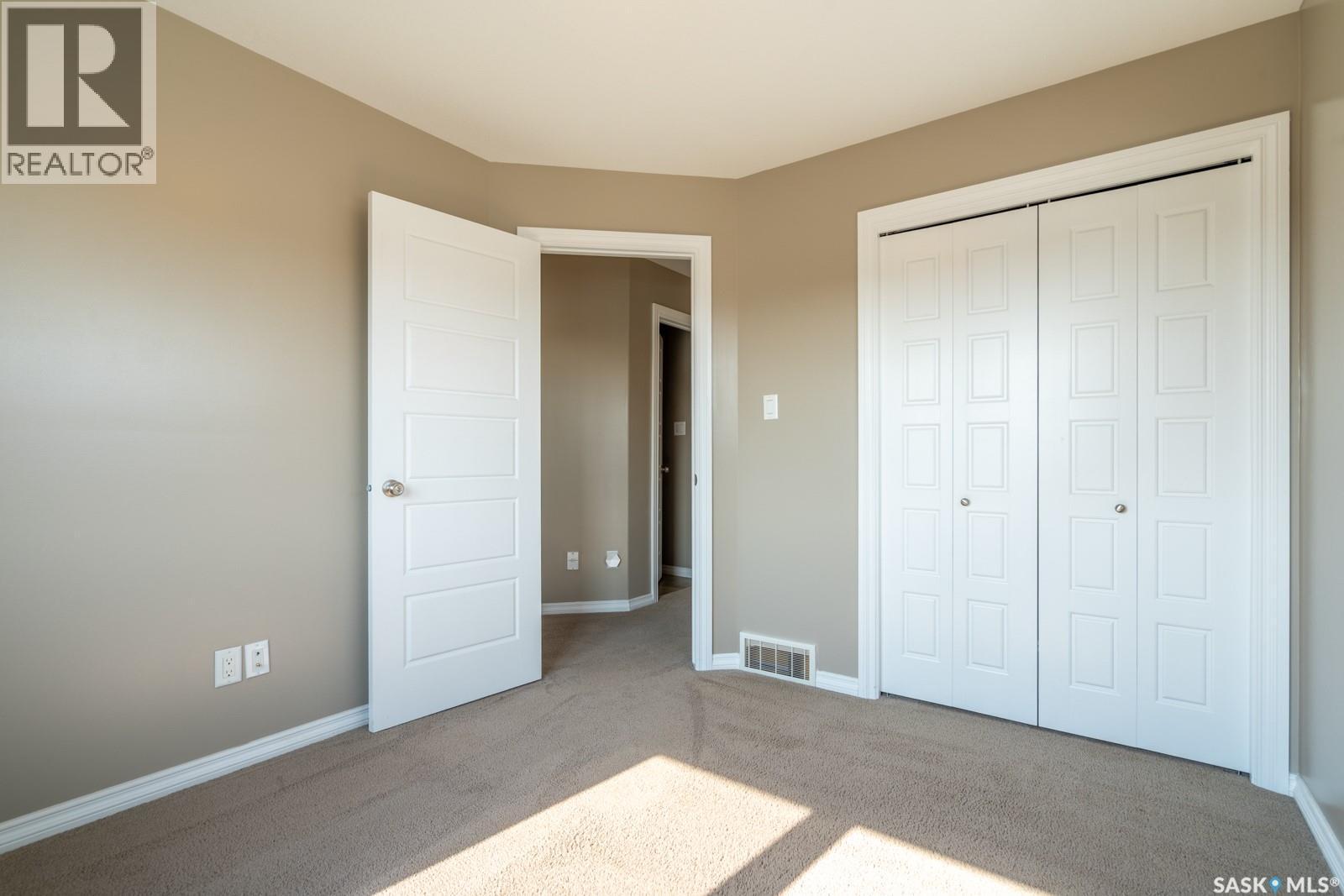 4648 James Hill Road, Regina, SK - Indoor