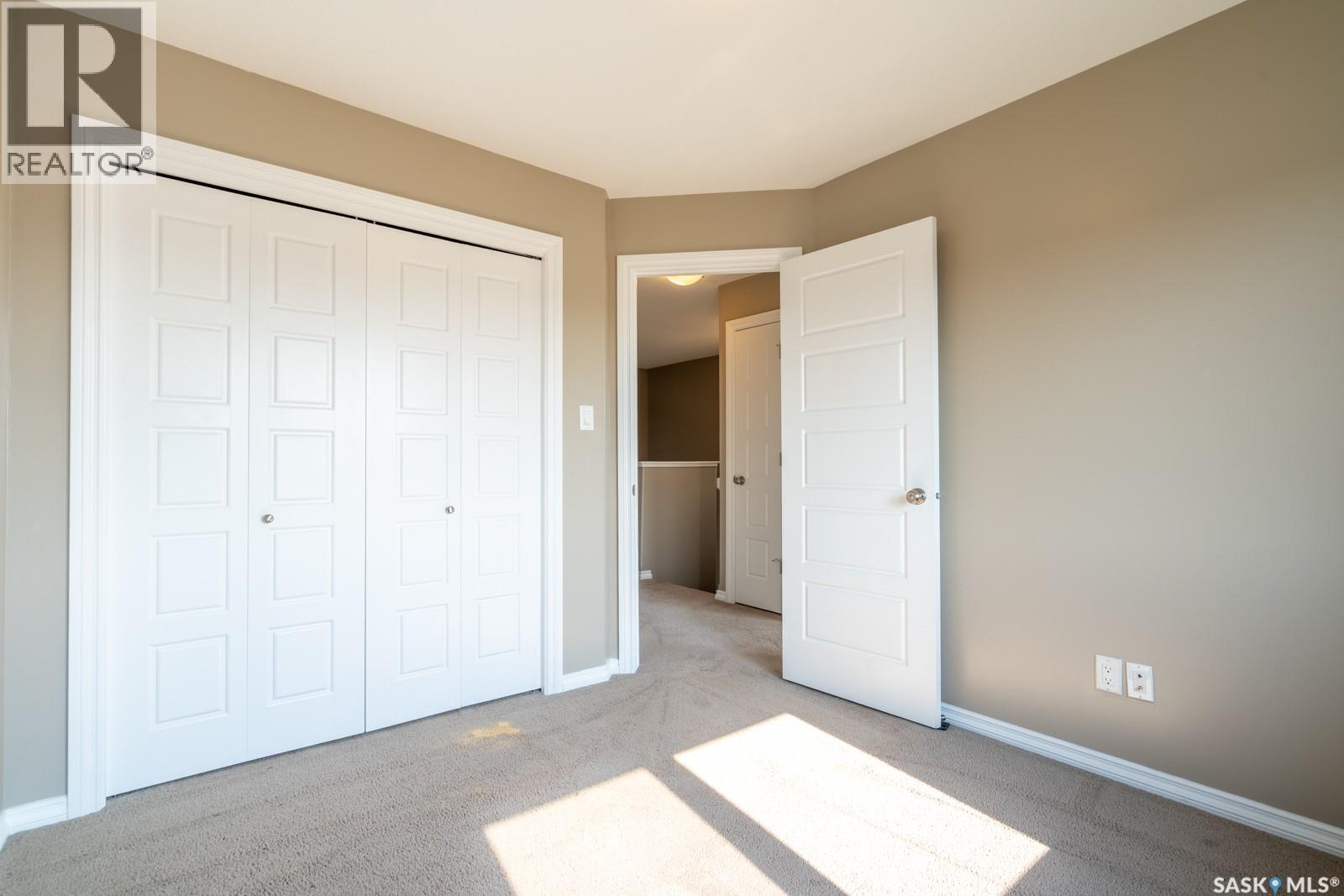 4648 James Hill Road, Regina, SK - Indoor
