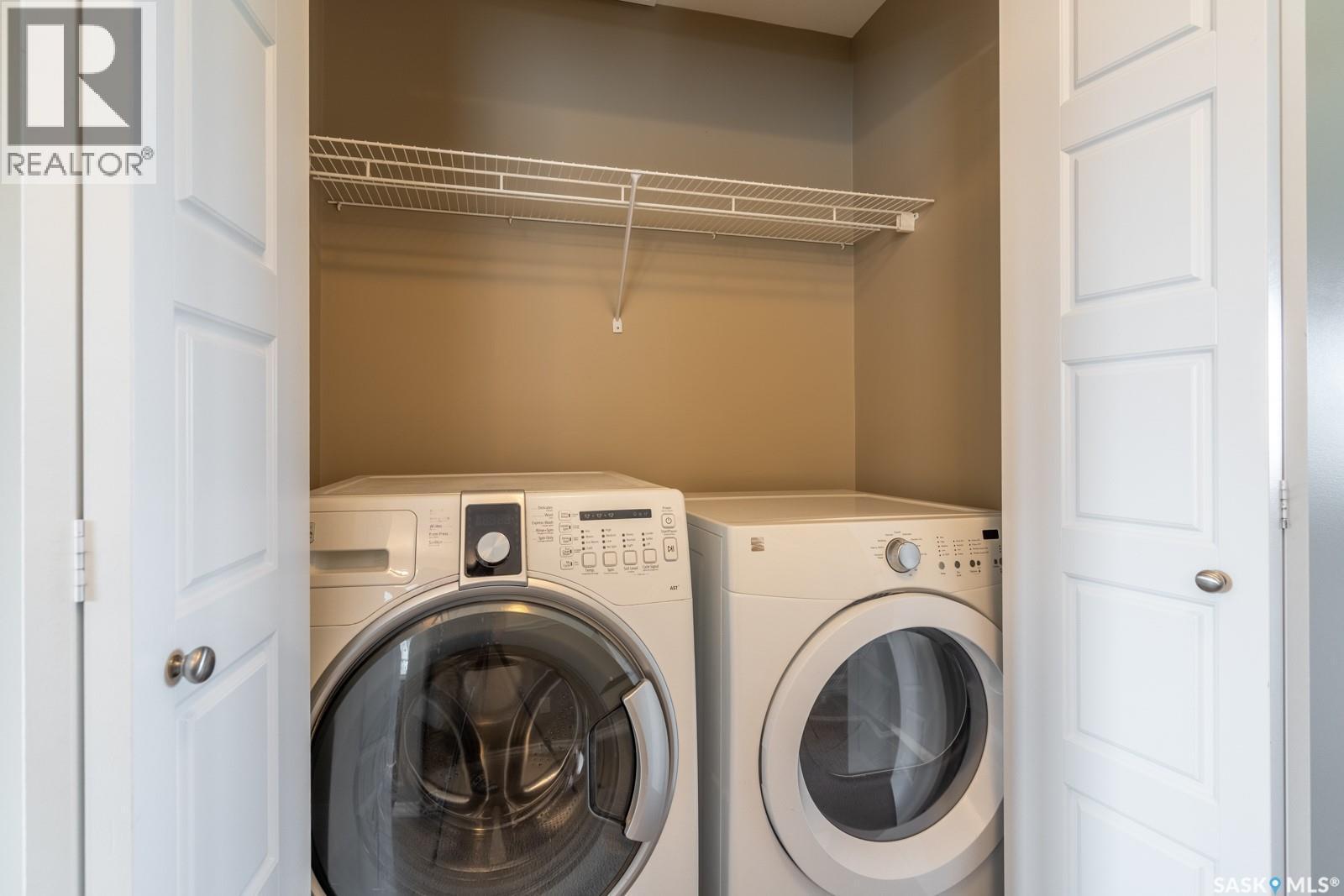 4648 James Hill Road, Regina, SK - Indoor Photo Showing Laundry Room