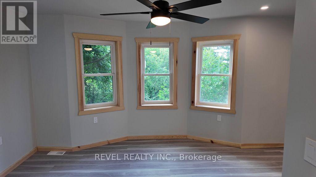 434 Park Lane, Black River-Matheson (Matheson), ON - Indoor Photo Showing Other Room