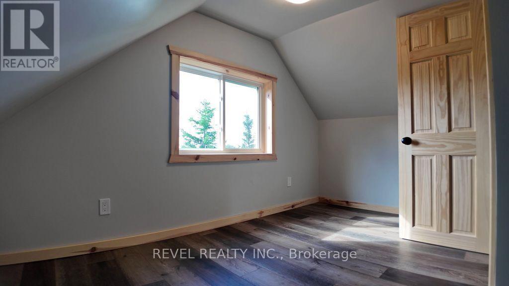 434 Park Lane, Black River-Matheson (Matheson), ON - Indoor Photo Showing Other Room