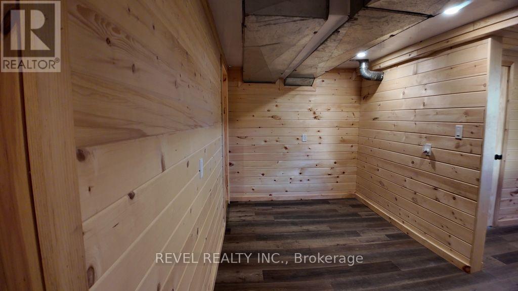 434 Park Lane, Black River-Matheson (Matheson), ON - Indoor Photo Showing Other Room