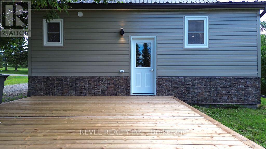 434 Park Lane, Black River-Matheson (Matheson), ON - Outdoor With Exterior