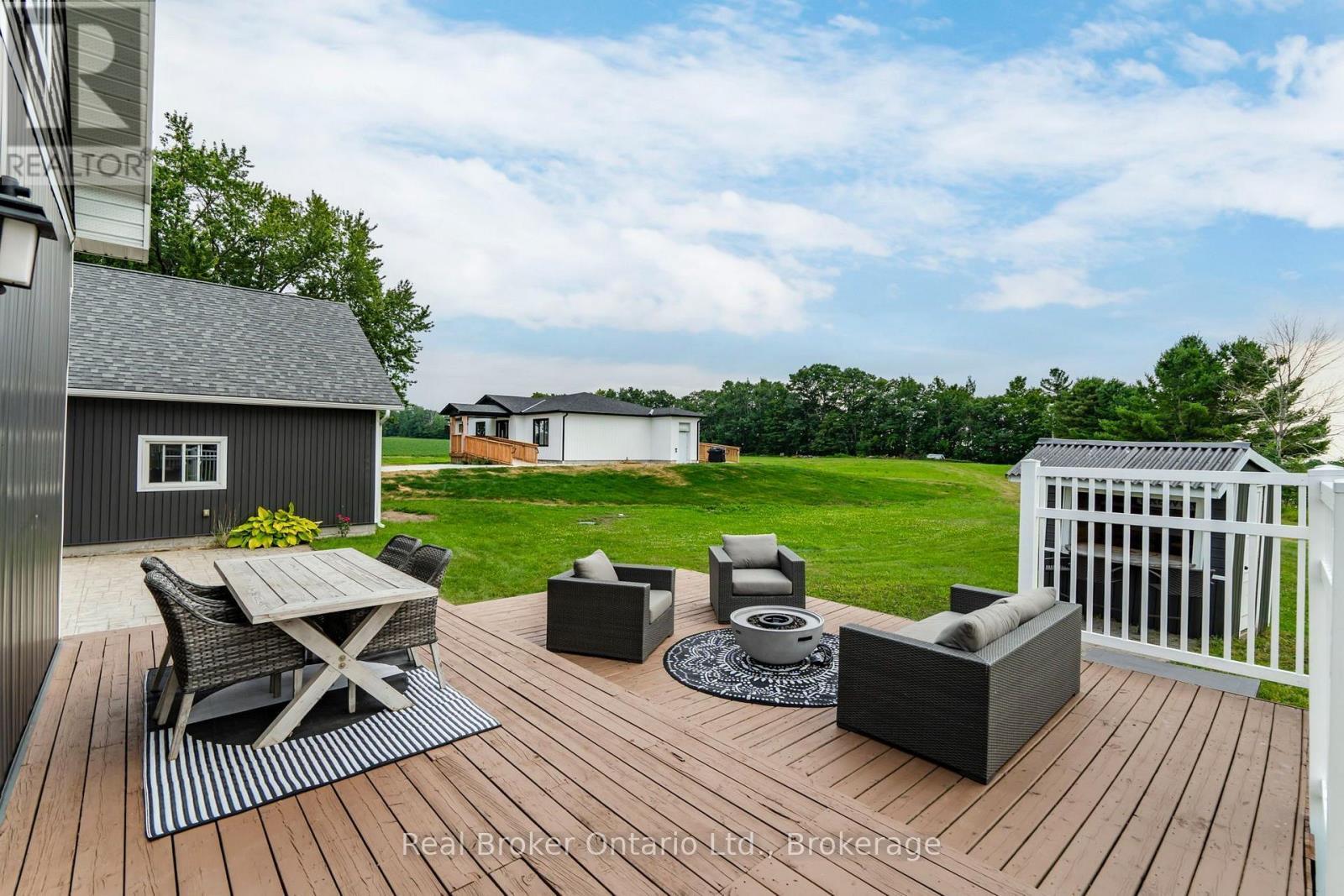 597 Lafontaine Road W, Tiny, ON - Outdoor With Deck Patio Veranda
