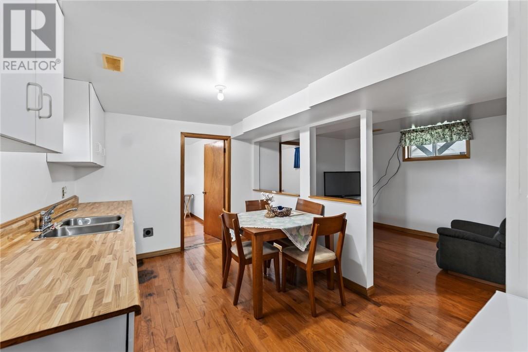 3066 River Road, Val Caron, ON - Indoor Photo Showing Dining Room