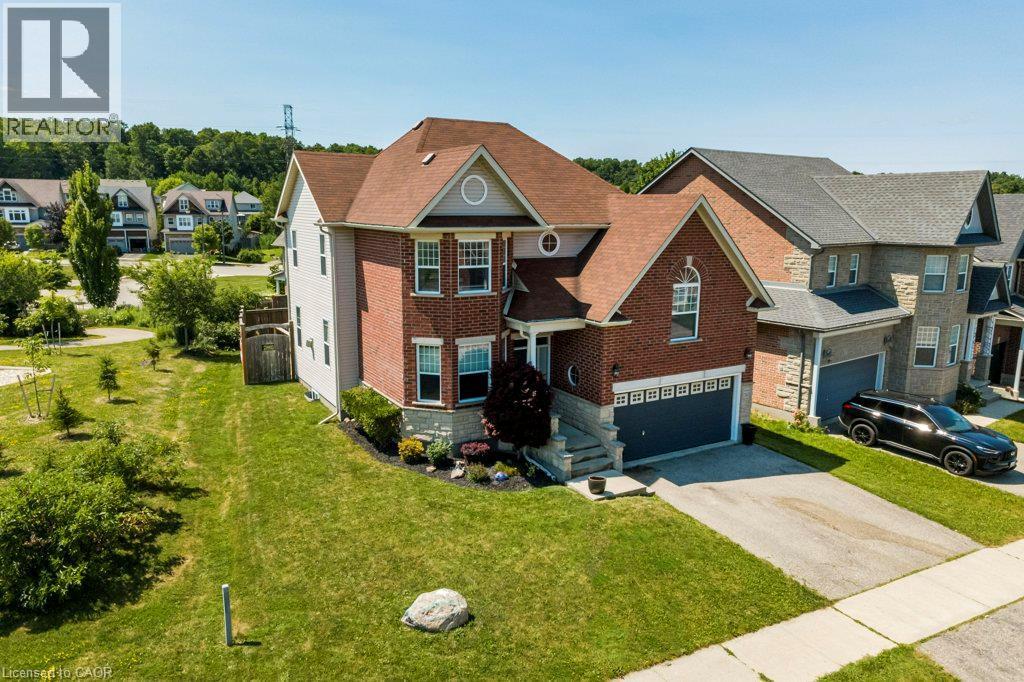 767 Lucerne Avenue, Waterloo, ON - Outdoor With Facade