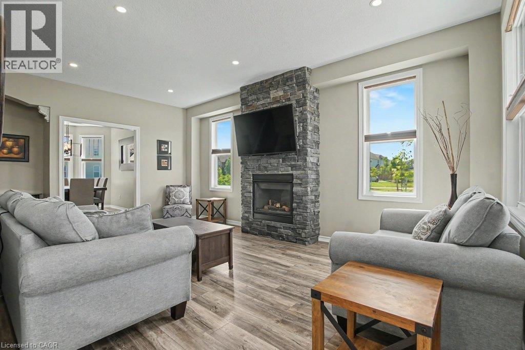 767 Lucerne Avenue, Waterloo, ON - Indoor Photo Showing Living Room With Fireplace