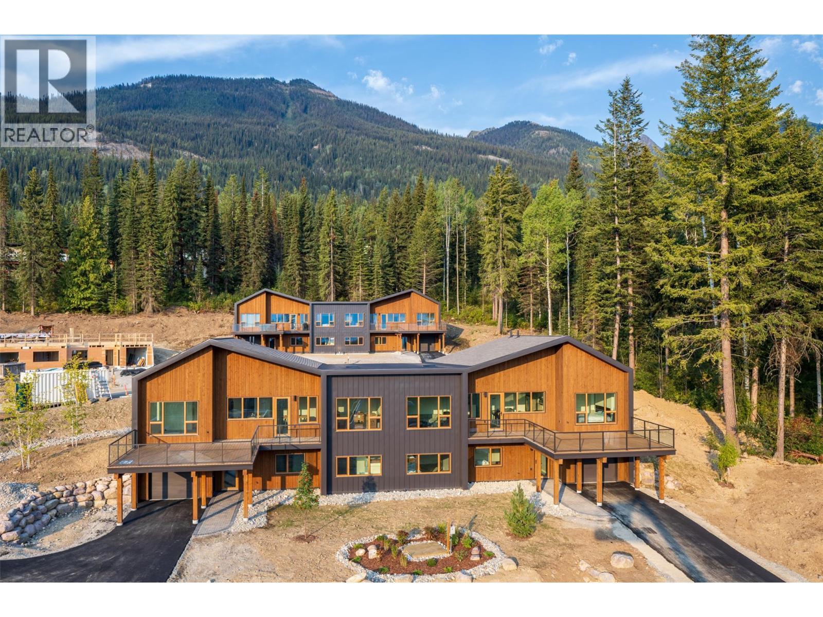 1654 Howse Pass, Golden, BC - Outdoor
