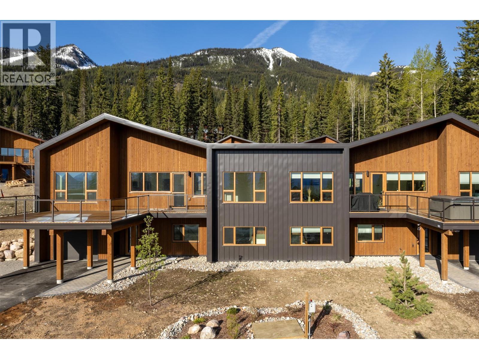 1654 Howse Pass, Golden, BC - Outdoor