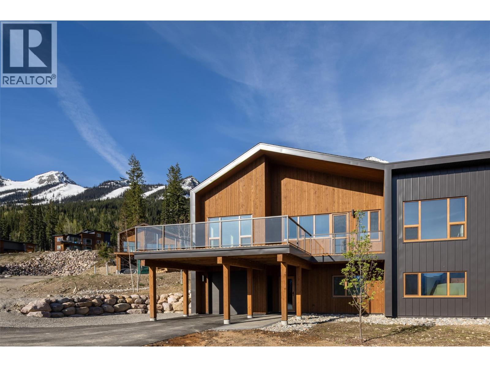 1654 Howse Pass, Golden, BC - Outdoor
