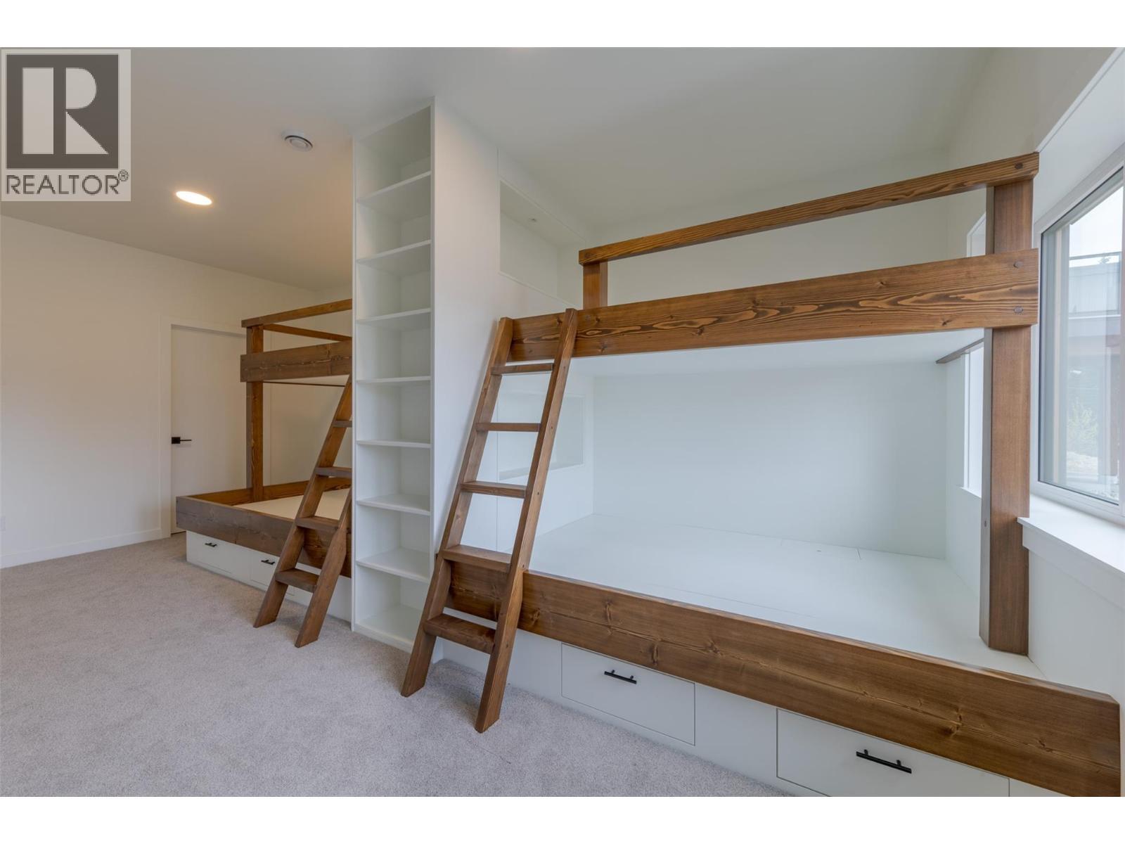 1654 Howse Pass, Golden, BC - Indoor