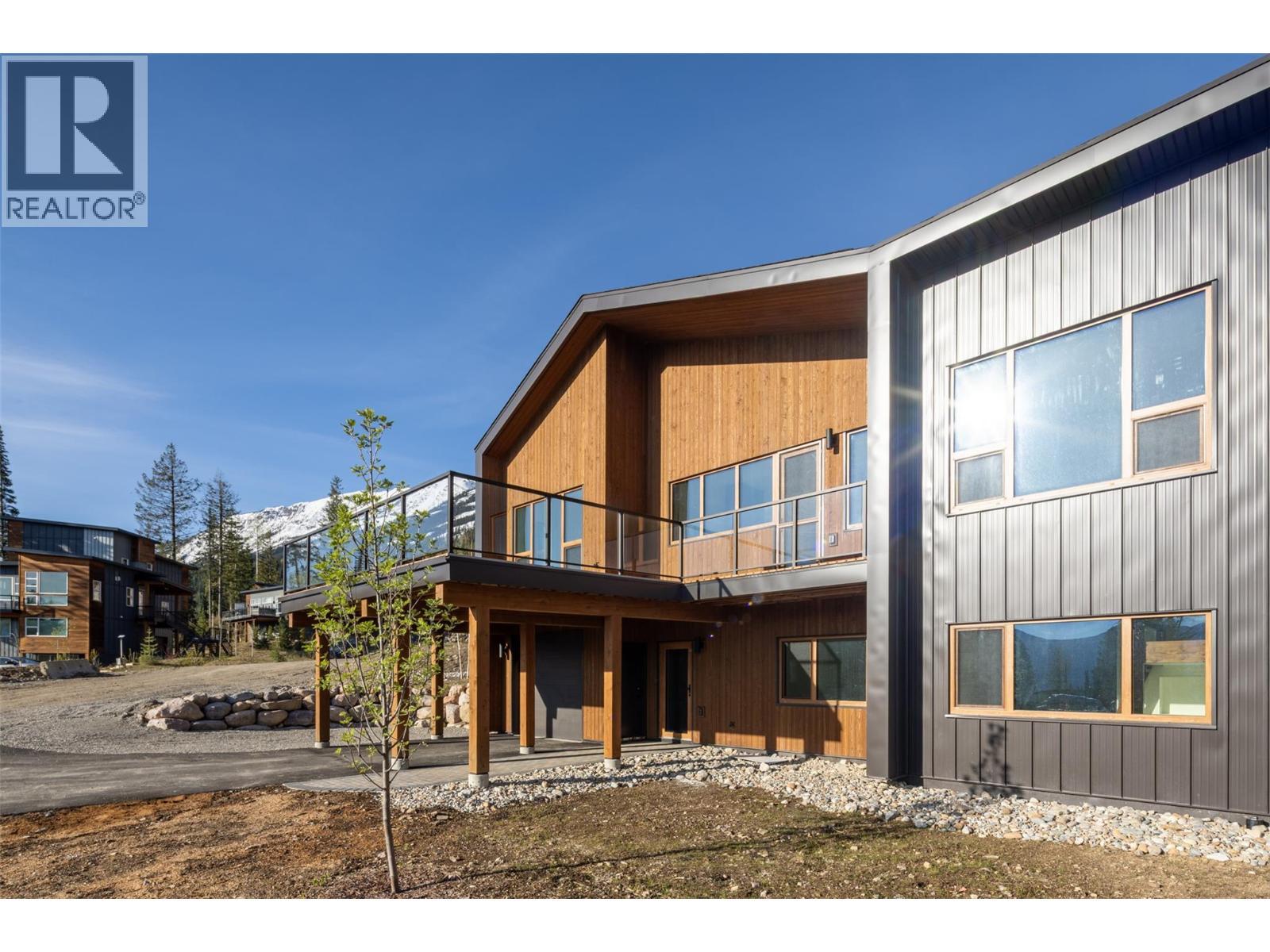 1654 Howse Pass, Golden, BC - Outdoor